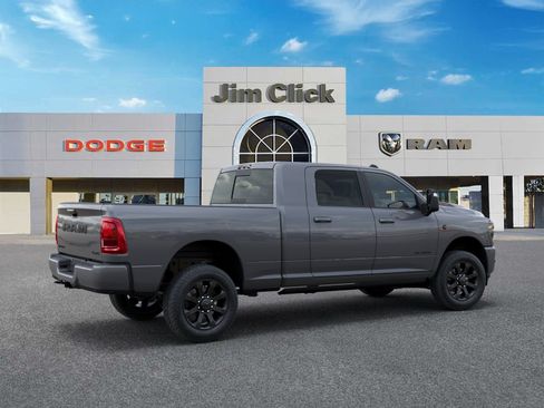 New 2026 RAM 2500 Laramie AWD/4WD image 4