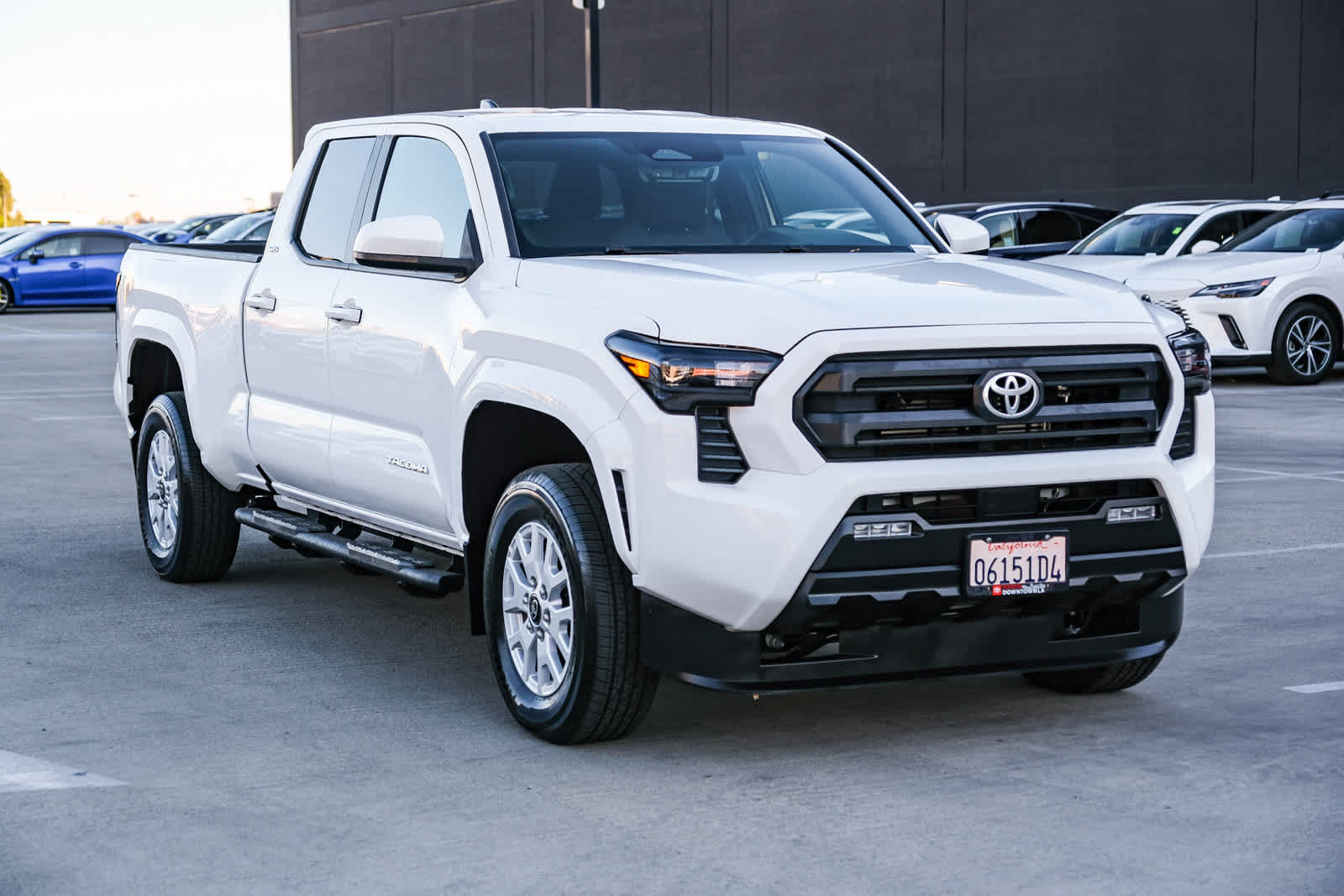 Certified 2024 Toyota Tacoma SR5 AWD/4WD image 3