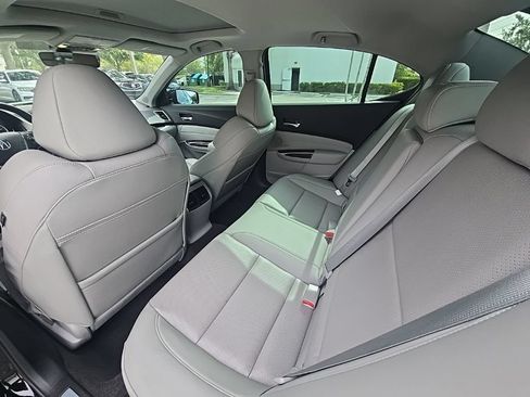 Used 2017 Acura TLX V6 w/ Technology Package FWD image 29