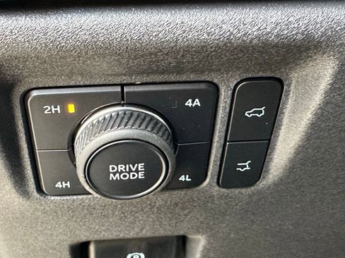 New 2025 Ford Expedition Max Active image 11