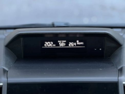 Used 2023 Subaru Crosstrek 2.0i Premium w/ Popular Package #3 image 30