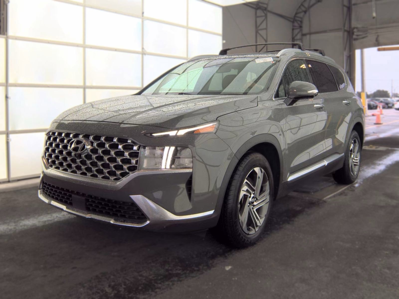 Used 2023 Hyundai Santa Fe SEL w/ Premium Package FWD image 3