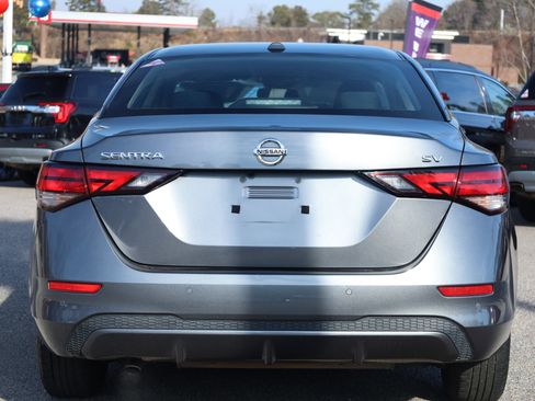 Used 2022 Nissan Sentra SV image 4