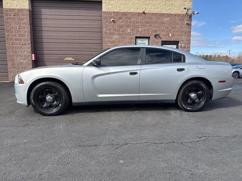 Used 2011 Dodge Charger Police w/ Convenience Group I image 21