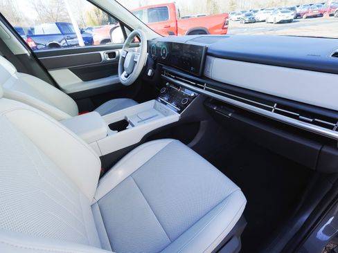 Used 2024 Hyundai Santa Fe SEL image 40