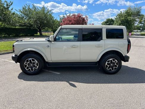 Used 2025 Ford Bronco Outer Banks AWD/4WD image 6