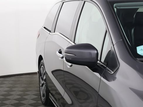 Certified 2024 Honda Odyssey Touring image 14