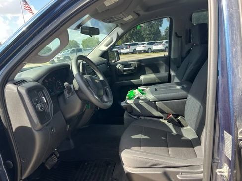 Used 2019 Chevrolet Silverado 1500 Custom w/ Infotainment Package RWD image 13