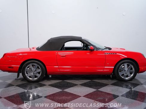 Used 2003 Ford Thunderbird RWD image 12