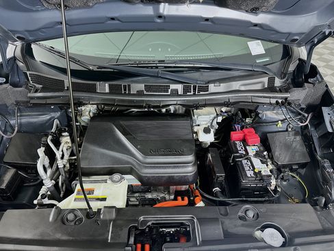 Used 2025 Nissan Leaf SV Plus FWD image 32