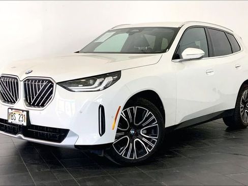 Used 2025 BMW X3 xDrive30i AWD/4WD image 1