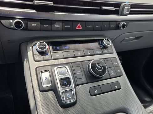 Used 2023 Hyundai Palisade SEL FWD image 17