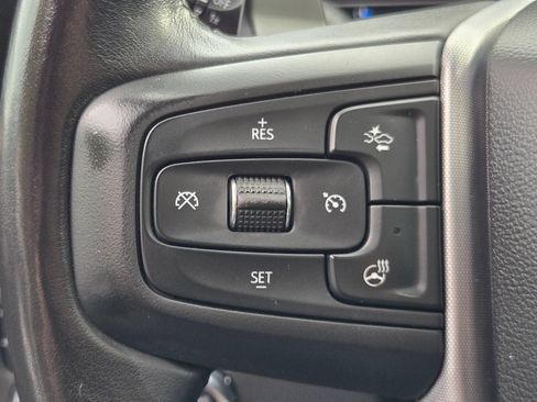 Used 2022 GMC Sierra 1500 SLT w/ SLT Convenience Package AWD/4WD image 28