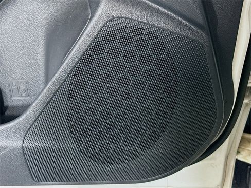 Used 2018 Subaru Forester 2.5i Premium image 18