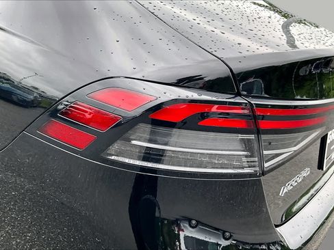 Used 2023 Honda Accord EX image 29