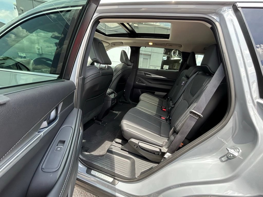 Used 2026 INFINITI QX60 Luxe w/ Cargo Package AWD/4WD image 63