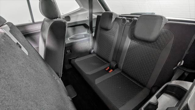 Used 2018 Volkswagen Tiguan S FWD image 18