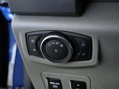 Certified 2019 Ford F150 XLT w/ Equipment Group 302A Luxury image 25