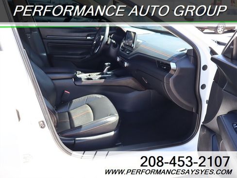 Used 2020 Nissan Altima 2.5 SR AWD/4WD image 12