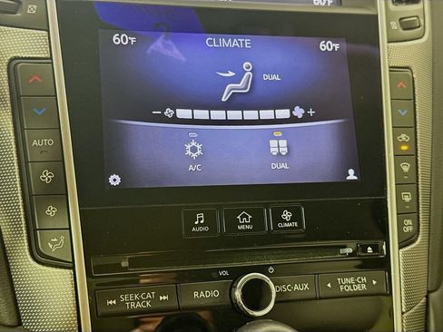Used 2015 INFINITI Q50 RWD image 17