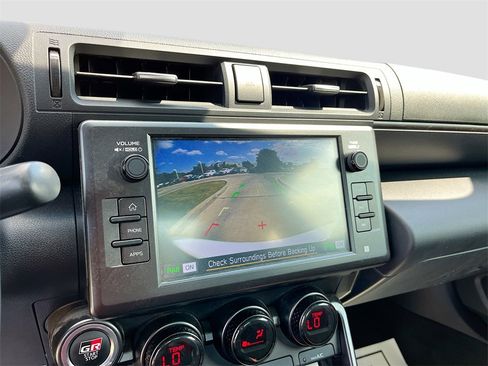 Used 2024 Toyota GR86 TRUENO Edition image 13