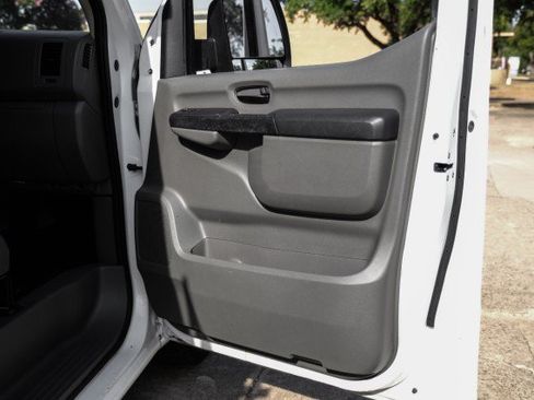 Used 2018 Nissan NV 1500 S RWD image 33