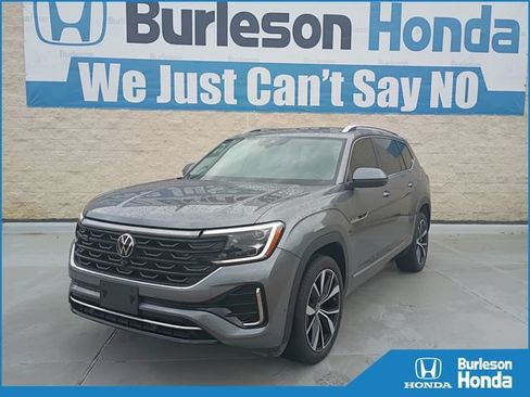 Used 2024 Volkswagen Atlas SEL Premium R-Line AWD/4WD image 1