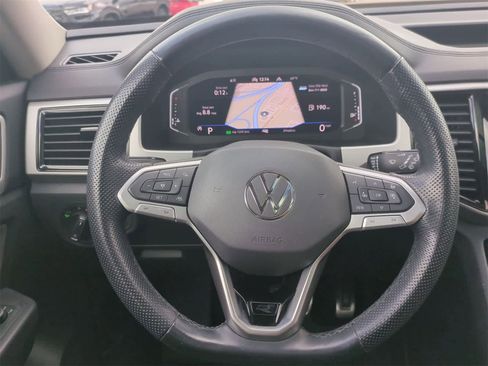 Used 2021 Volkswagen Atlas SEL R-Line image 25