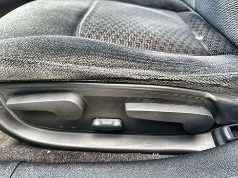 Used 2014 Chevrolet Impala LT image 12