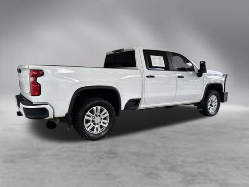 Used 2022 Chevrolet Silverado 3500 LT w/ All Star Edition AWD/4WD image 3