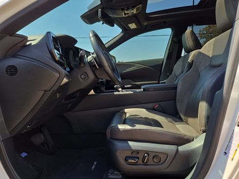 Certified 2023 Lexus RX 350 FWD w/ Accessory Package (Z1) image 16