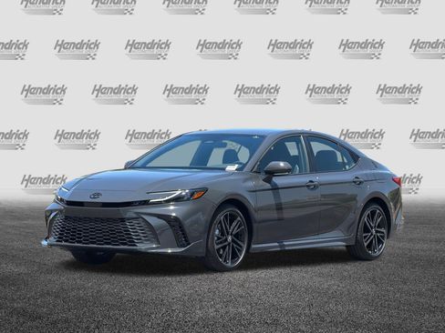 Used 2026 Toyota Camry XSE FWD image 9