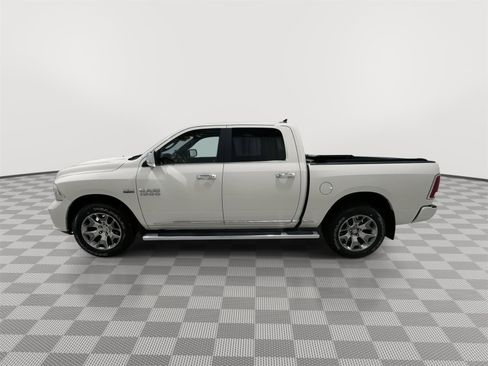 Used 2017 RAM 1500 Limited AWD/4WD image 2