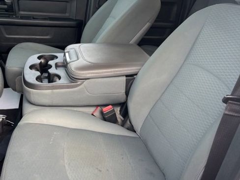 Used 2018 RAM 1500 Express image 12