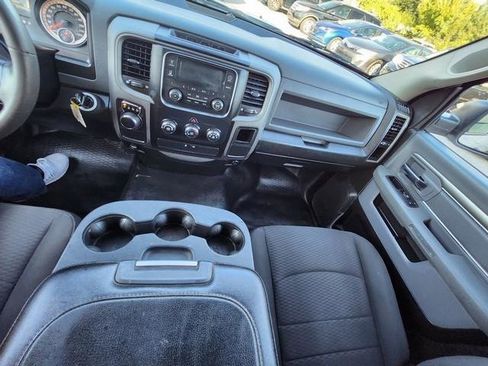 Used 2019 RAM 1500 Tradesman w/ Power & Remote Entry Group image 17