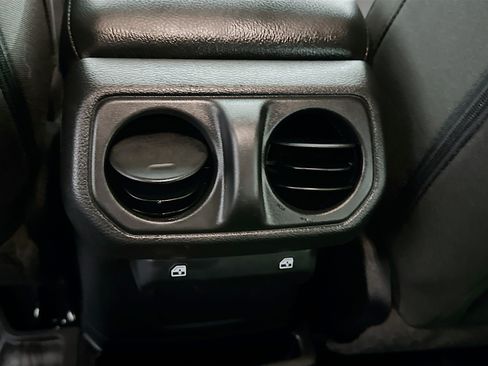 Used 2023 Jeep Wrangler Unlimited w/ Cold Weather Group AWD/4WD image 26