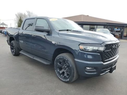 New 2026 RAM 1500 Express AWD/4WD image 7