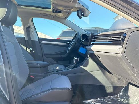 New 2026 Volkswagen Jetta SE image 16