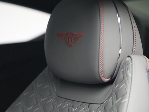 Certified 2022 Bentley Continental GT image 22