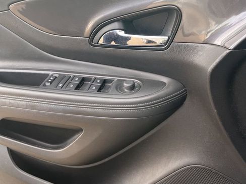 Used 2018 Buick Encore Preferred image 12