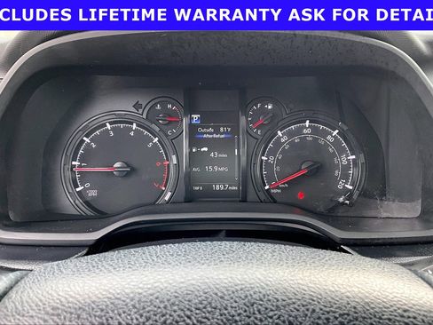 Used 2022 Toyota 4Runner SR5 Premium AWD/4WD image 17