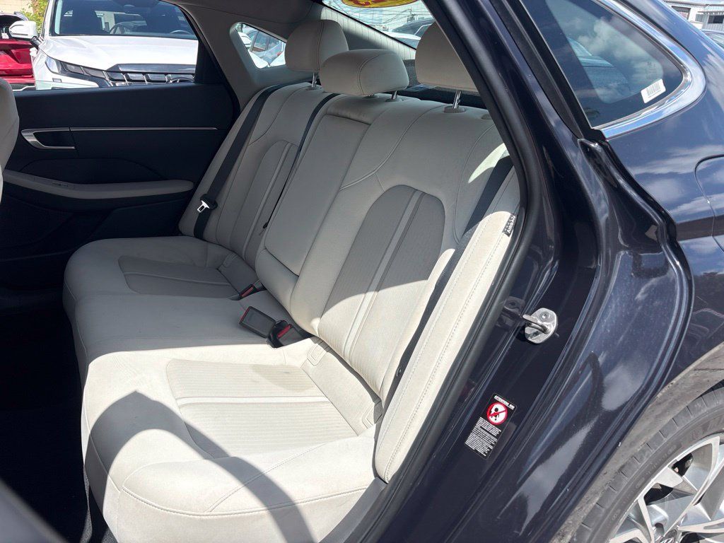 Used 2023 Hyundai Sonata SEL FWD image 11