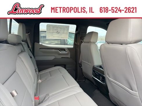 New 2026 GMC Sierra 1500 SLT w/ SLT Premium Plus Package image 10