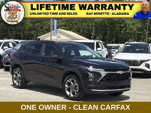 Used 2025 Chevrolet Trax LT w/ LT Convenience Package FWD image 1