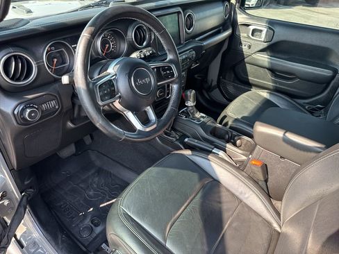 Used 2018 Jeep Wrangler Unlimited Sahara w/ Quick Order Package 24M Moab image 35