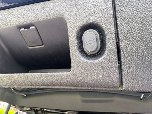 Used 2019 GMC Yukon Denali w/ Open Road Package AWD/4WD image 27
