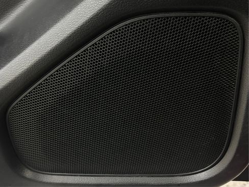 Used 2022 Nissan Frontier SV image 39