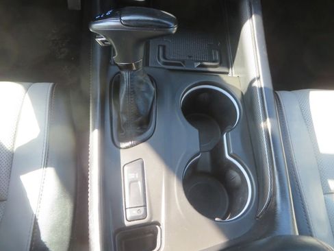 Used 2021 Dodge Durango R/T w/ Technology Group image 22