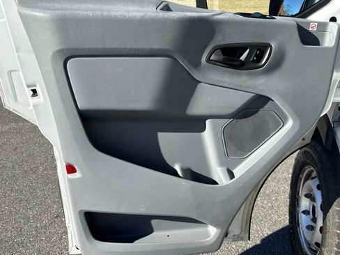 Used 2019 Ford Transit 150 148 Medium Roof image 16