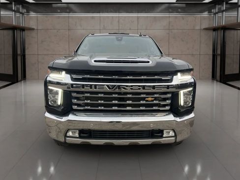 Used 2022 Chevrolet Silverado 3500 LTZ w/ LTZ Convenience Package image 5